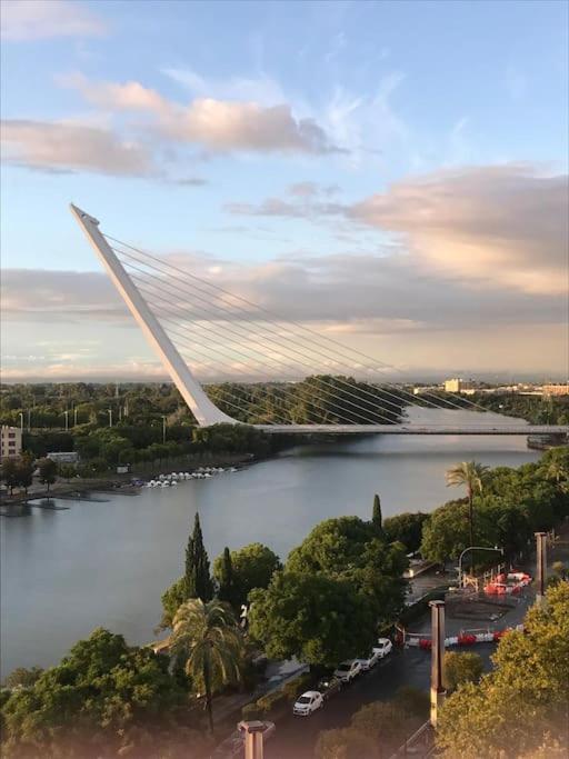 Апартаменты Tu Oasis De Lujo Junto Al Guadalquivir Севилья Экстерьер фото